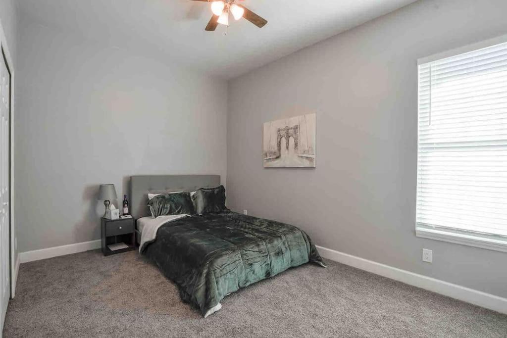 Entire House-Comfy/Close To Downtown/Ybor Τάμπα Εξωτερικό φωτογραφία